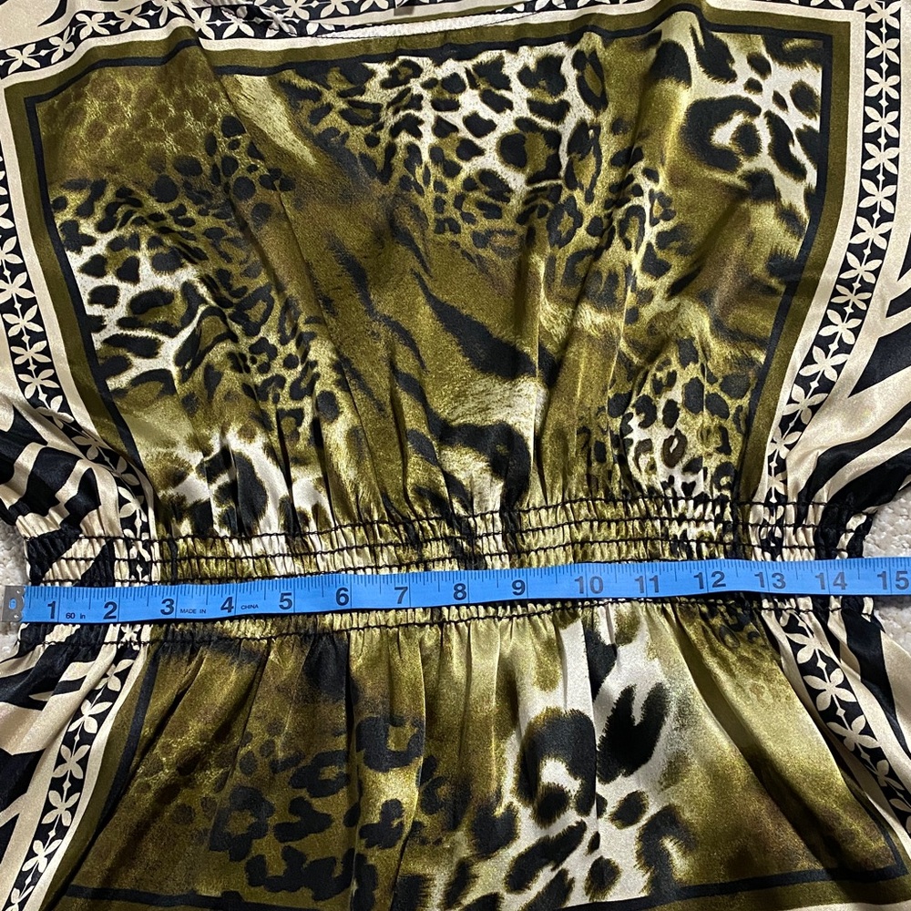 Chic Animal Print Blouse with Zebra Accents - Picture 11 of 16